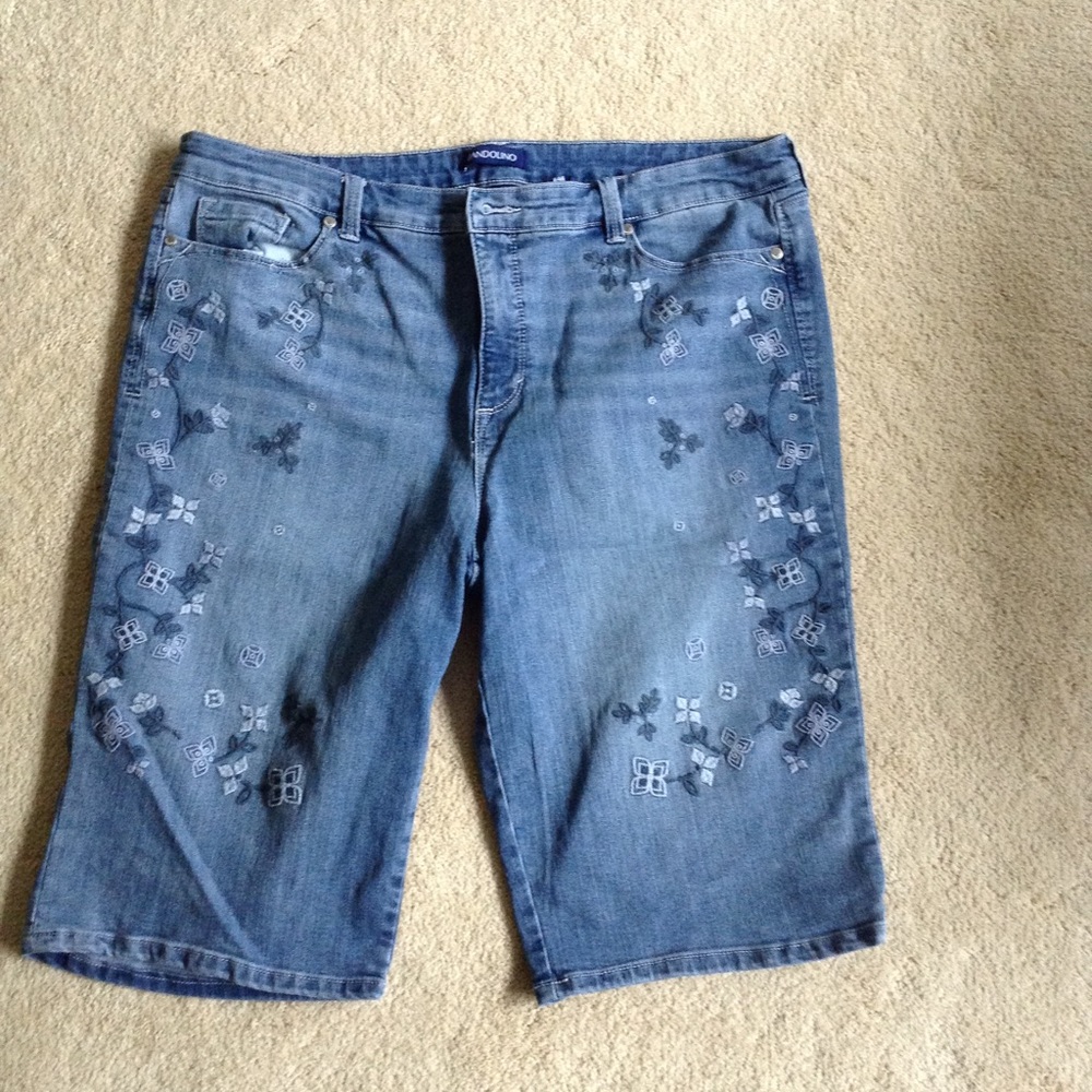 Bandolino jean shorts